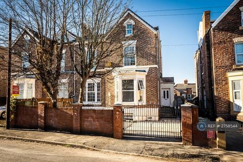 1 bedroom in a house share to rent, Carlton Road, Birkenhead, CH42