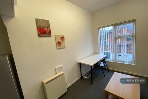 1 bedroom flat to rent, Percy Road, Leicester, LE2