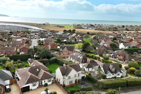 4 bedroom detached house for sale, Keyhaven Road, Milford on Sea, Lymington, Hampshire, SO41
