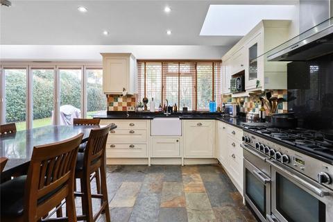 undefined, Merrilyn Close, Claygate, Esher, Surrey, KT10