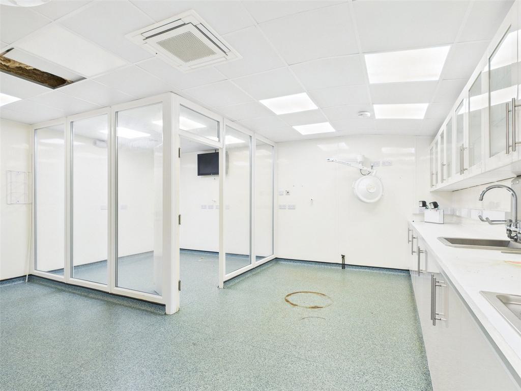 Rear Unit 1st Floor