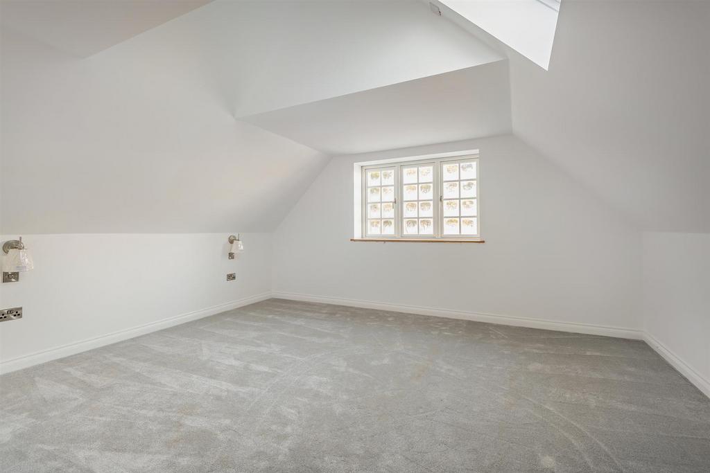 8674000-interior21-800.jpg
