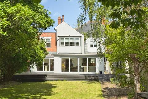 6 bedroom semi-detached house for sale, Newland Park, Hull,  HU5 2DN