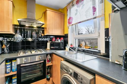 2 bedroom flat for sale, Crosslet Road, Dumbarton, West Dunbartonshire, G82