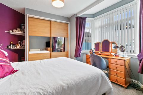 2 bedroom flat for sale, Crosslet Road, Dumbarton, West Dunbartonshire, G82