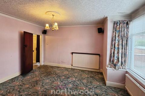 3 bedroom semi-detached house for sale, Pembroke Avenue, Doncaster DN4