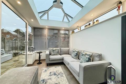 3 bedroom terraced house for sale, Tinghall, West Sussex PO21