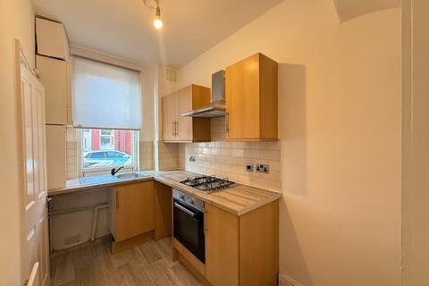 3 bedroom terraced house to rent, Claremont Street, Leeds, West Yorkshire, LS12
