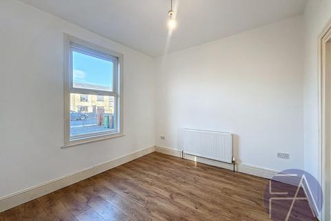 3 bedroom semi-detached house for sale, Bispham Road, Southport PR9