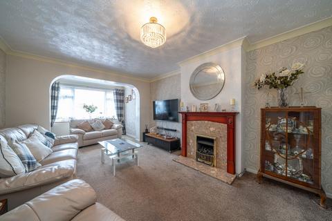 3 bedroom semi-detached house for sale, The Crescent, Caddington, LU1