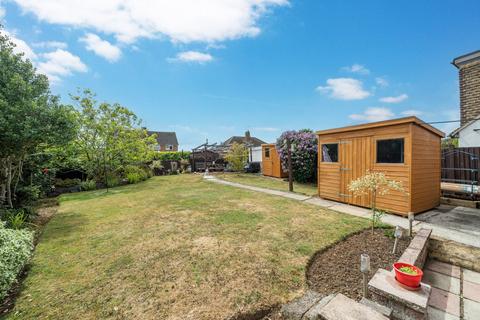 undefined, The Crescent, Caddington, LU1