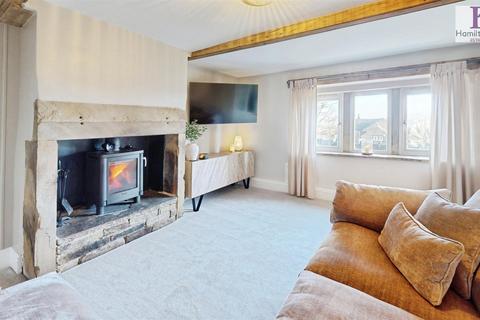 3 bedroom terraced house for sale, Upper Lane, Northowram, Halifax