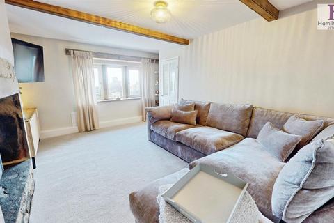 3 bedroom terraced house for sale, Upper Lane, Northowram, Halifax