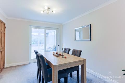 undefined, Derriford, Devon PL6
