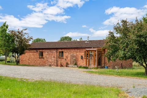 2 bedroom property with land for sale, Melton Road, Barrow Upon Soar, Loughborough