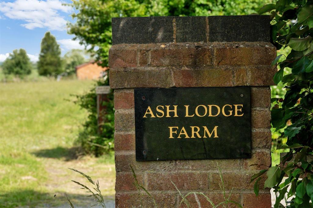Ash Lodge Farm PH-31.jpg