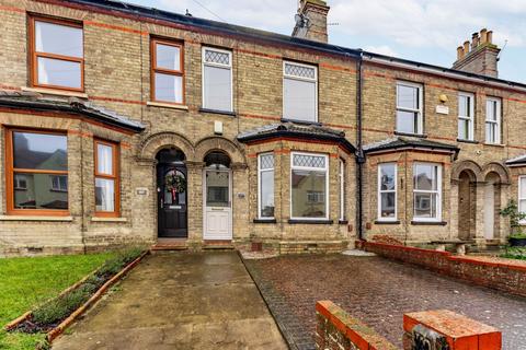 3 bedroom terraced house for sale, Carlton Road, Lowestoft