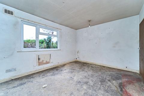 3 bedroom semi-detached house for sale, 31 Beech Gardens, Lichfield, WS14 9EB