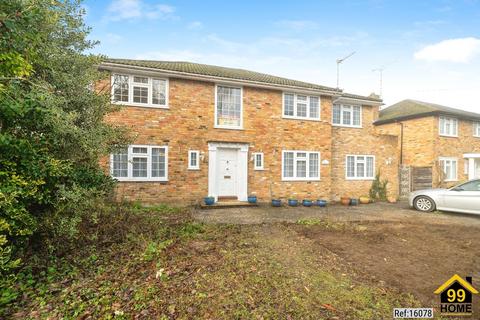 5 bedroom detached house for sale, Bisham Road, Marlow, Bucks., SL7