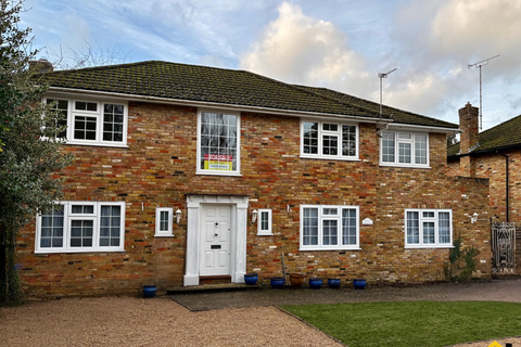 undefined, Bisham Road, Marlow, Bucks., SL7