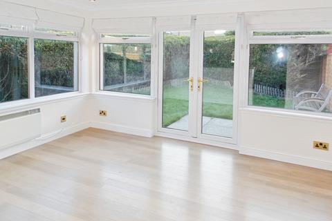 2 bedroom semi-detached house to rent, Rennell Road, Dundee, DD4