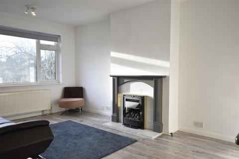 2 bedroom maisonette for sale, Brambles Close, Isleworth