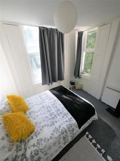 6 bedroom house share to rent, The Mount, Bournemouth, BH!