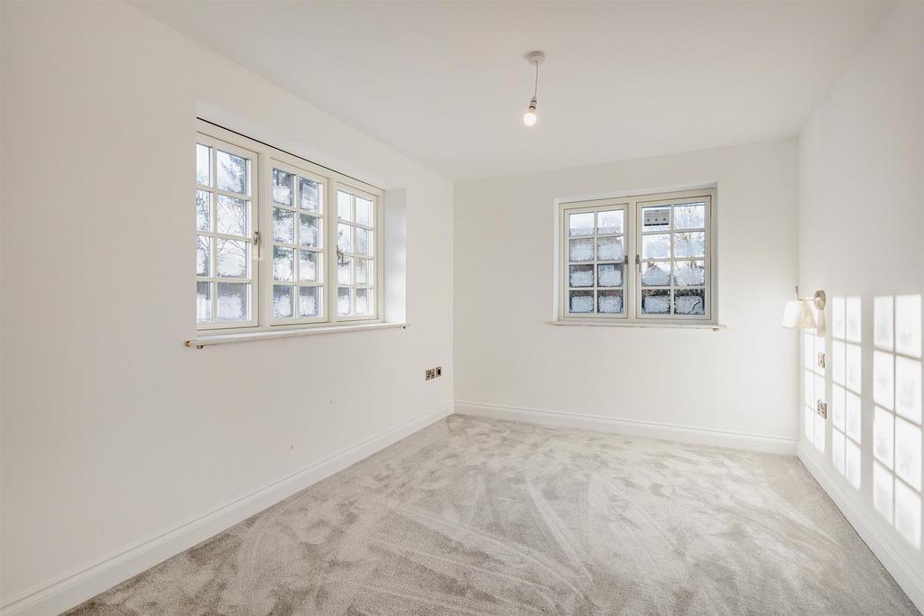 8674000-interior31-800.jpg