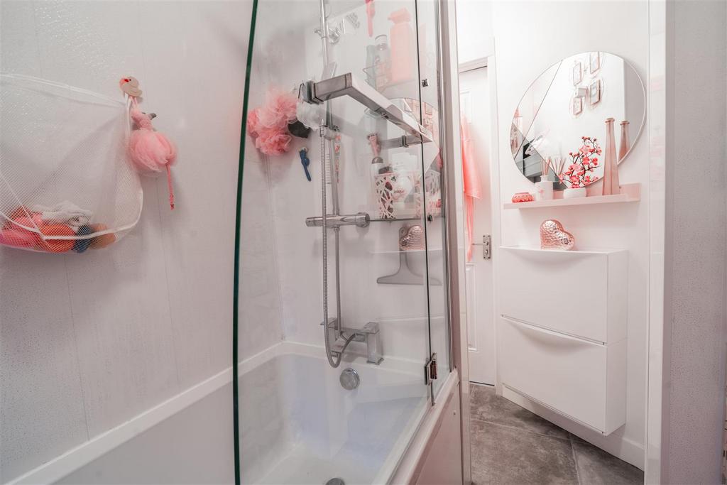 Bathroom-1.jpg