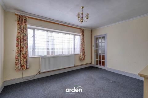 3 bedroom semi-detached house for sale, Foxlydiate Crescent, Redditch, B97