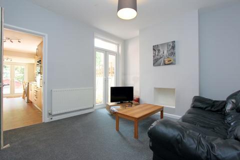 1 bedroom terraced house to rent, Hanover Road, Exeter, EX1