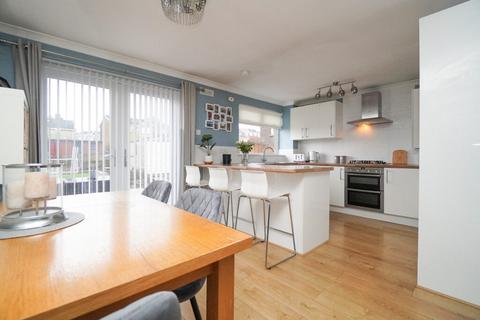 3 bedroom semi-detached house for sale, Farm Road, Duntocher