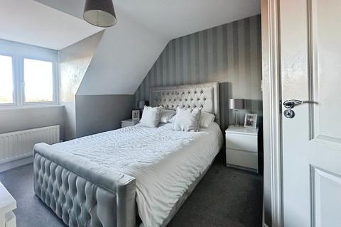 3 bedroom semi-detached house for sale, Greenvale Avenue, Slatyford, Newcastle upon Tyne, NE5