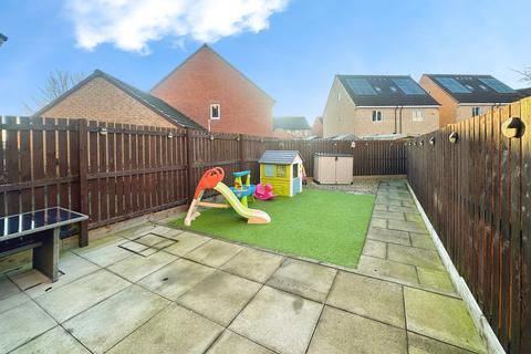 3 bedroom semi-detached house for sale, Greenvale Avenue, Slatyford, Newcastle upon Tyne, NE5