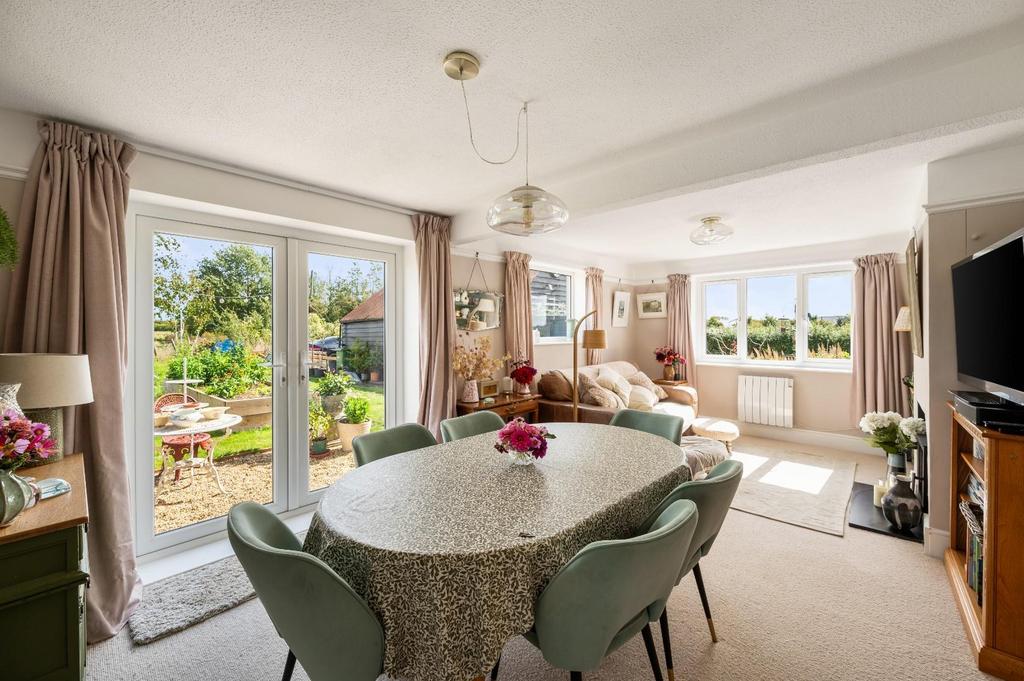 Dining/Living Room