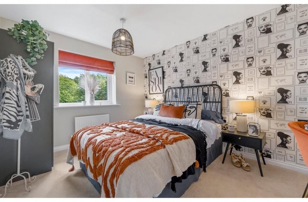 Hazelfields - The Woodhall - Bedroom 3