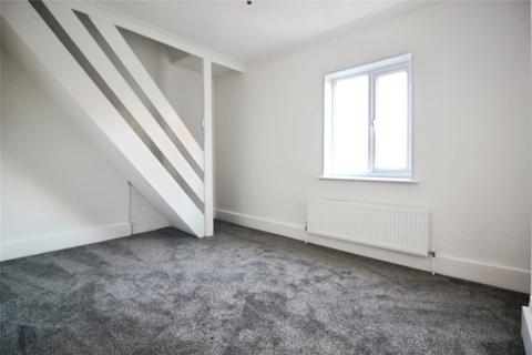 3 bedroom terraced house to rent, Francis Street, Berkshire RG1