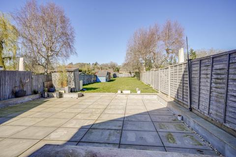 4 bedroom detached house for sale, Hillside road, Leighton Buzzard