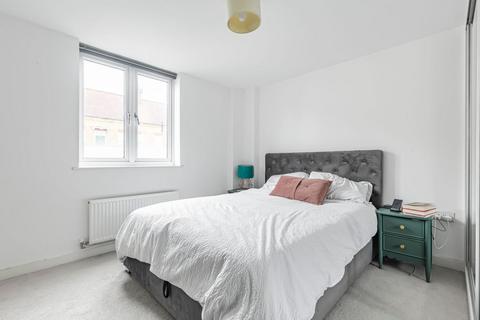 1 bedroom flat for sale, Garratt Lane, Earlsfield, London, SW18