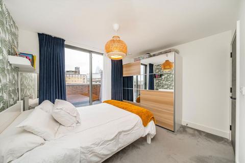 2 bedroom flat to rent, Webber Street, London SE1