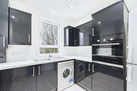 2 bedroom flat to rent, Netherhill Road, Paisley