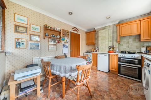 3 bedroom bungalow for sale, Loxwood Road, Alfold, Cranleigh, Surrey, GU6