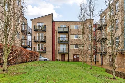 2 bedroom flat for sale, Hut Farm Place, Eastleigh SO53