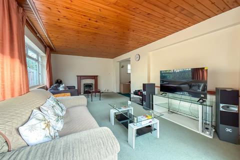 3 bedroom bungalow for sale, Beechwood Road, Nailsea, North Somerset, BS48