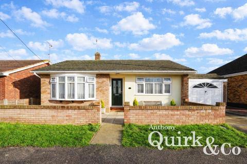2 bedroom detached bungalow for sale, Chapman Road, Canvey Island, SS8