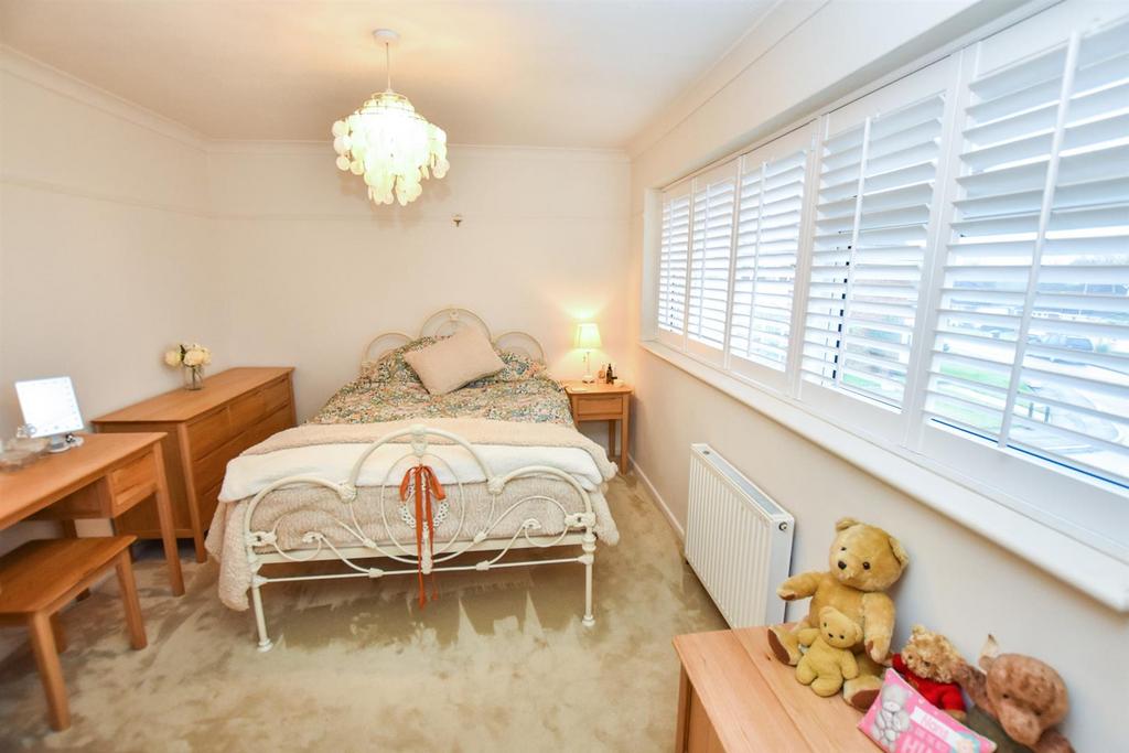 Bed 2.