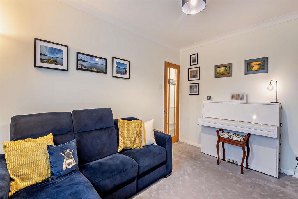 8675192-interior09-800.jpg