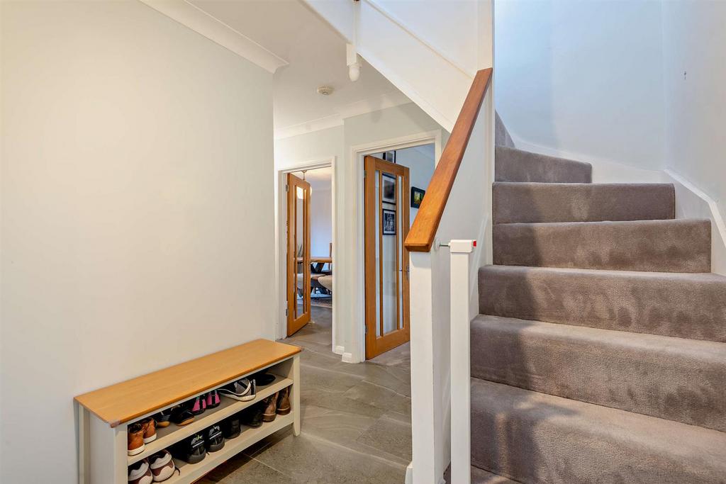 8675192-interior19-800.jpg