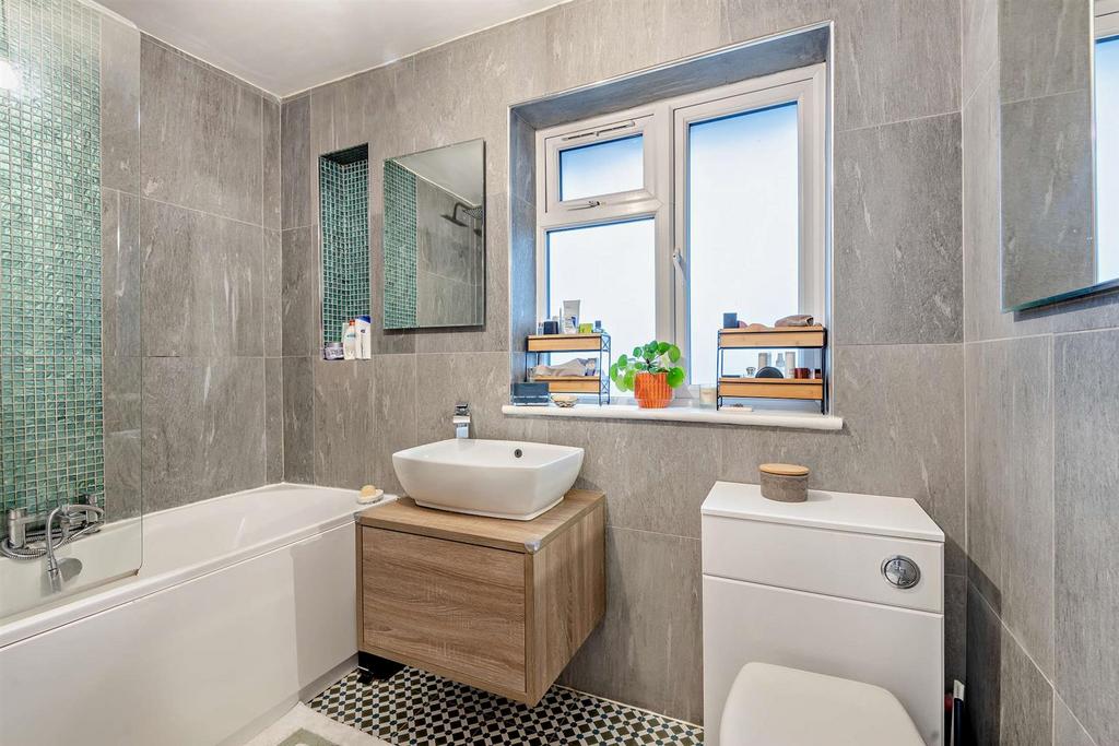 8675192-interior04-800.jpg