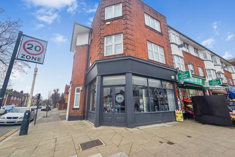 undefined, South Ealing Road, London W5